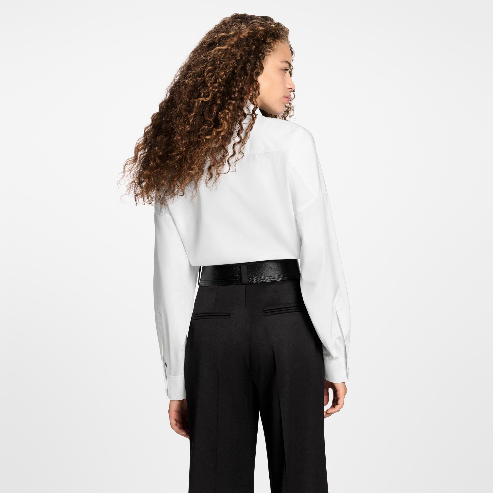 【美品】ルイヴィトン☆モノグラム入り長袖シャツ スカーフ フラワー 入手困難 ルイヴィトン ヴィンテージフラワースカーフ モノグラム シャツ 新品未